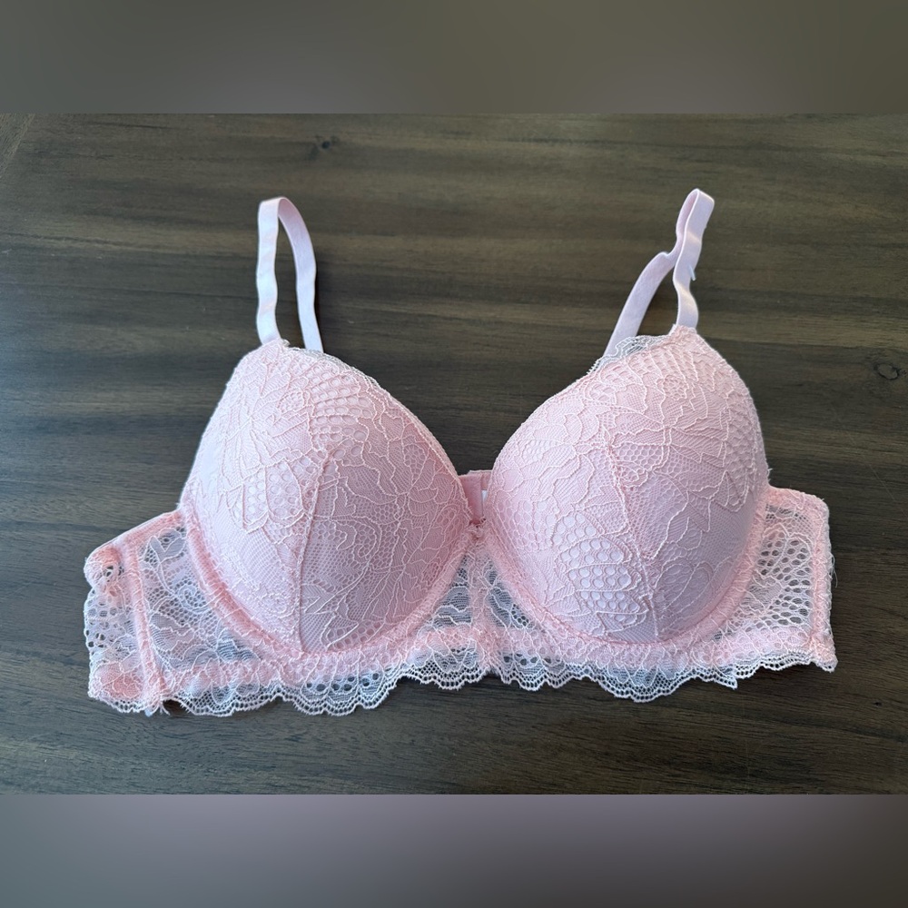 Adrienne Vittadini 2 Lace bras pink and purple 36B